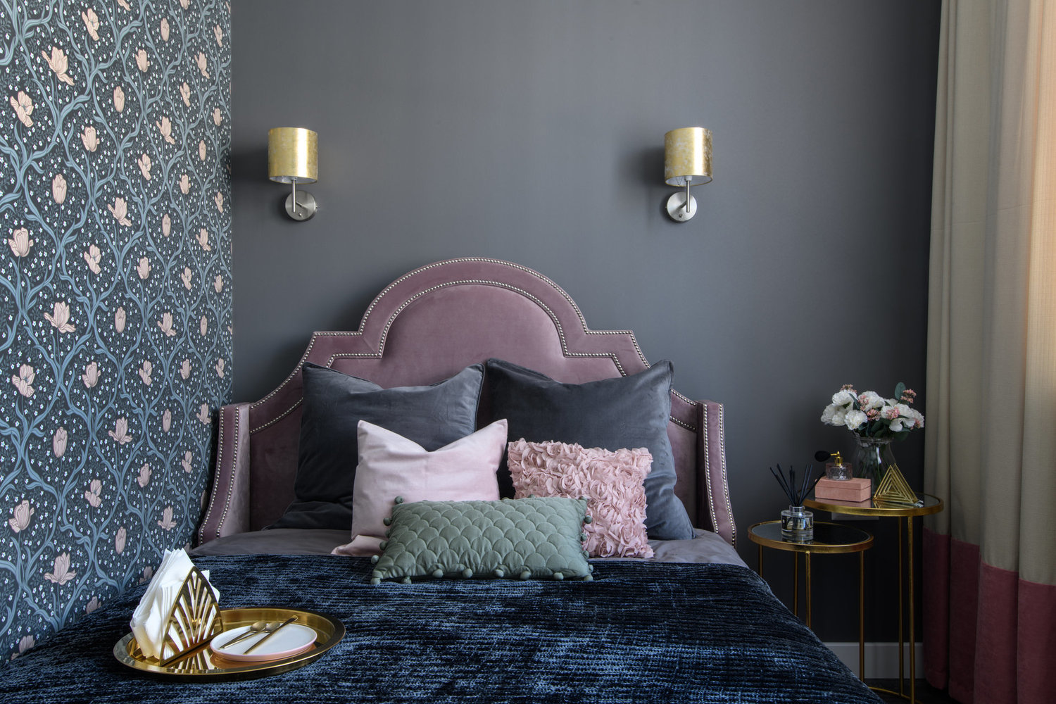 Фотография: Спальня в стиле Прованс и Кантри, Малогабаритная квартира, Гид, Диана Мальцева, спальня вместо кухни, идеи для малогабаритки, спальня в нише, спальня за стеклянной перегодкой, Евгения Матвеенко, Татьяна Шишкина, Антонина Синчугова, Анна Моджаро, Юлия Шмидт, Александра Таранова, Ира Носова – фото на INMYROOM Фотография: Спальня в стиле Прованс и Кантри, Малогабаритная квартира, Гид, Диана Мальцева, спальня вместо кухни, идеи для малогабаритки, спальня в нише, спальня за стеклянной перегодкой, Евгения Матвеенко, Татьяна Шишкина, Антонина Синчугова, Анна Моджаро, Юлия Шмидт, Александра Таранова, Ира Носова – фото на INMYROOM