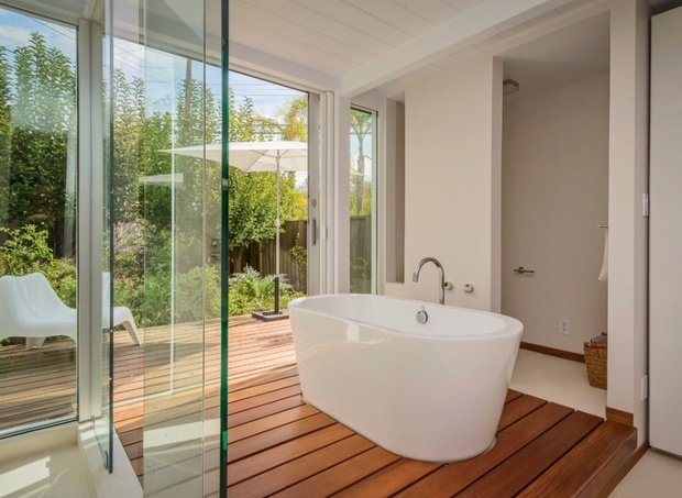 Фото из портфолио  Новейшие технологии для "смарт-ванной" – фотографии дизайна интерьеров на INMYROOM