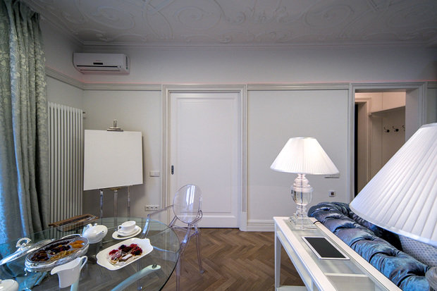 Фотография: Кухня и столовая в стиле Классический, Современный, Эклектика, Гостиная, Декор интерьера, Интерьер комнат, Тема месяца – фото на INMYROOM