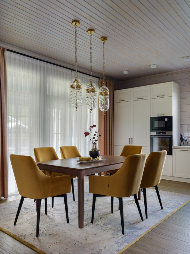 Фотография: Кухня и столовая в стиле Современный, Эклектика, Дом, Проект дня, Дом и дача, Московская область, 4 и больше, Более 90 метров, Ирина Заверталюк – фото на INMYROOM