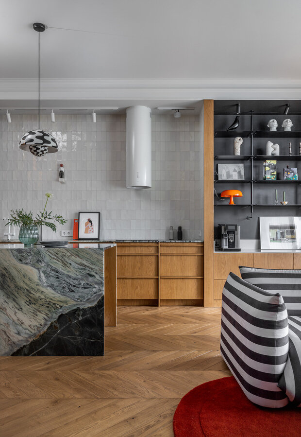 Фотография: Кухня и столовая в стиле Современный, Дом, Проект дня, Дом и дача, Беларусь, 4 и больше, Более 90 метров, эклектика с элементами современного и винтажного стилей, Гродно, Юлия Страпко – фото на INMYROOM