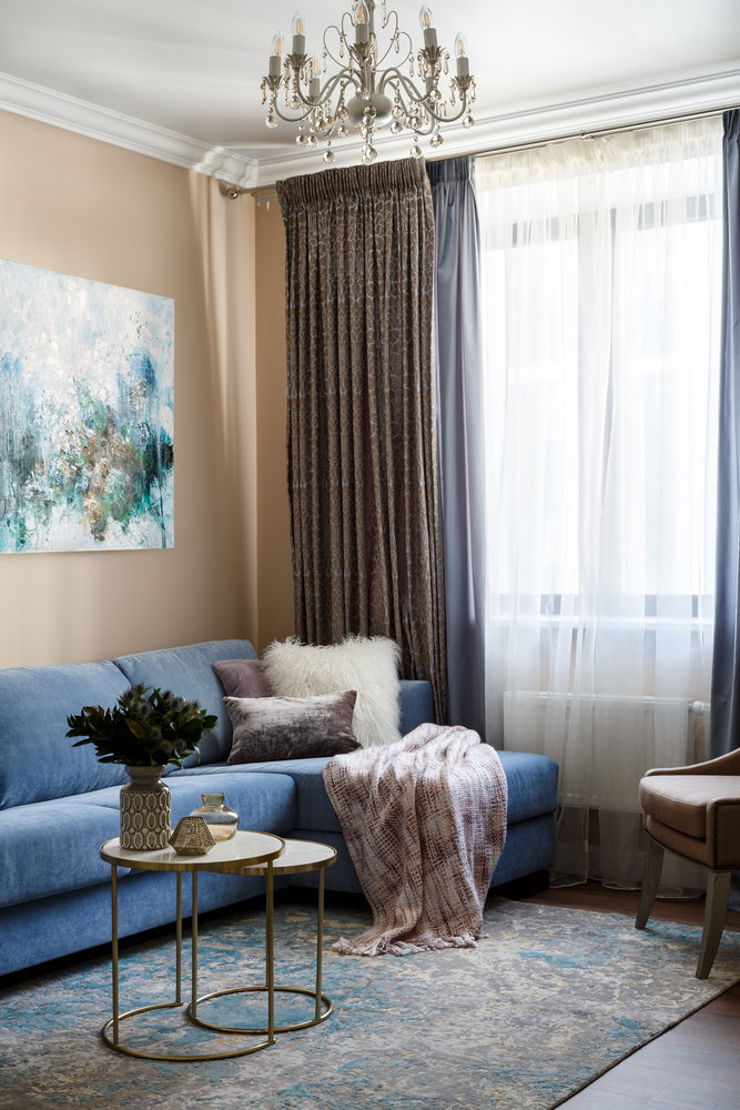 Фотография: Гостиная в стиле Классический, Современный, Квартира, Проект недели, Москва, Монолитный дом, 2 комнаты, 60-90 метров, Екатерина Третьякова – фото на INMYROOM