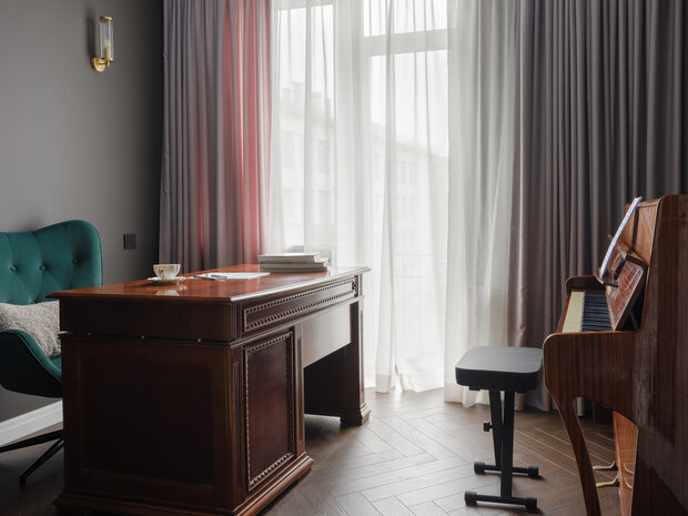 Фотография: Кабинет в стиле Классический, Современный, Квартира, Проект дня, Сталинка, Кирпичный дом, 4 и больше, 60-90 метров, Санкт-Петербруг – фото на INMYROOM