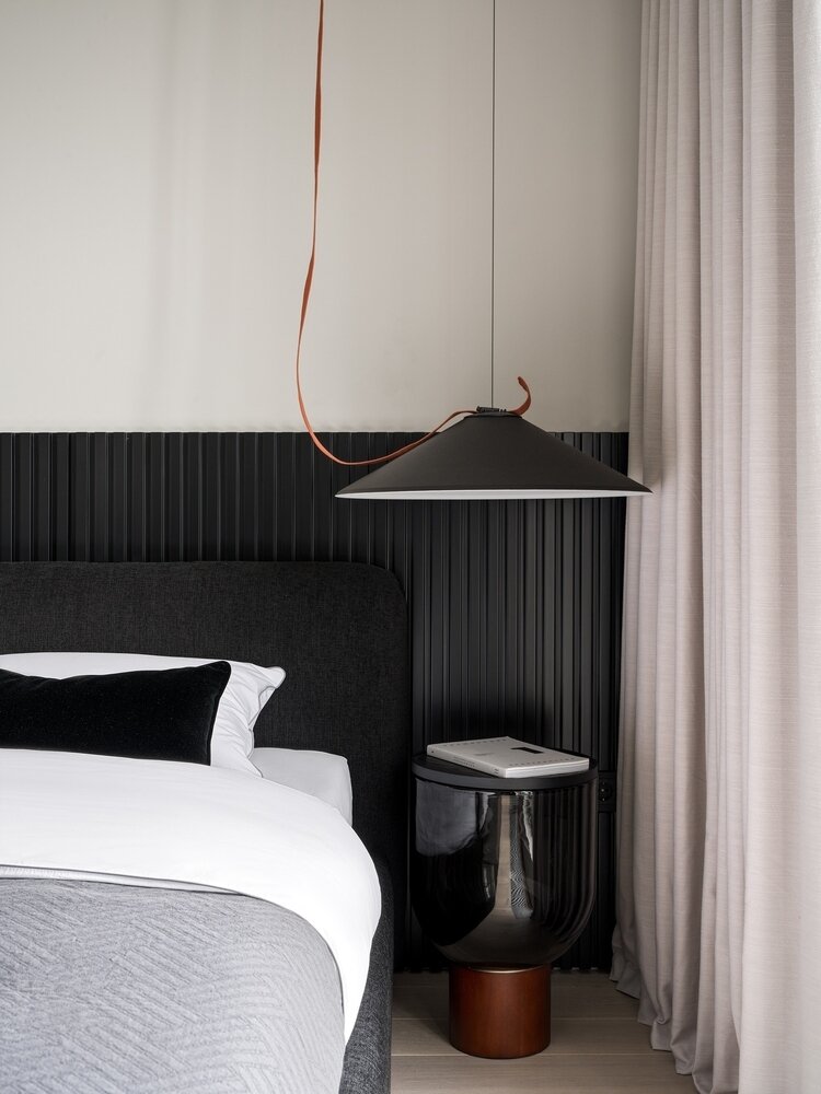 Фотография: Спальня в стиле Современный, Квартира, Проект дня, Москва, Монолитный дом, 3 комнаты, 60-90 метров, JTRoom, Юлия Тазулах – фото на INMYROOM Фотография: Спальня в стиле Современный, Квартира, Проект дня, Москва, Монолитный дом, 3 комнаты, 60-90 метров, JTRoom, Юлия Тазулах – фото на INMYROOM