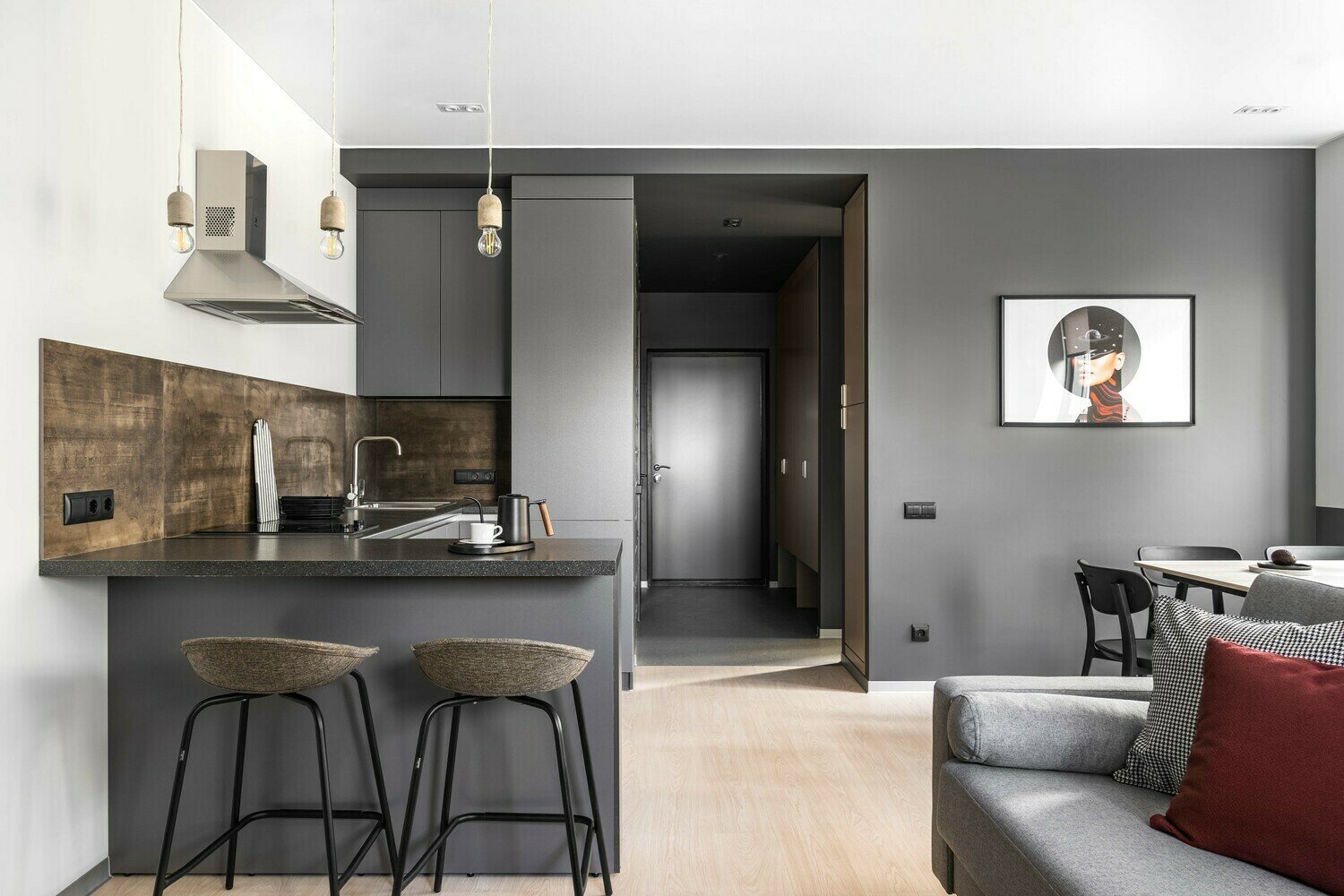 Фотография: Кухня и столовая в стиле Современный, Малогабаритная квартира, Проект недели, Санкт-Петербург, 2 комнаты, 40-60 метров, Livet architects – фото на INMYROOM Фотография: Кухня и столовая в стиле Современный, Малогабаритная квартира, Проект недели, Санкт-Петербург, 2 комнаты, 40-60 метров, Livet architects – фото на INMYROOM