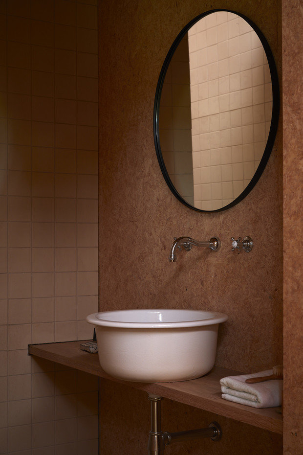 Фотография: Ванная в стиле Эко, Современный, Минимализм, Дом и дача, 3 комнаты, Индивидуальный проект – фото на INMYROOM