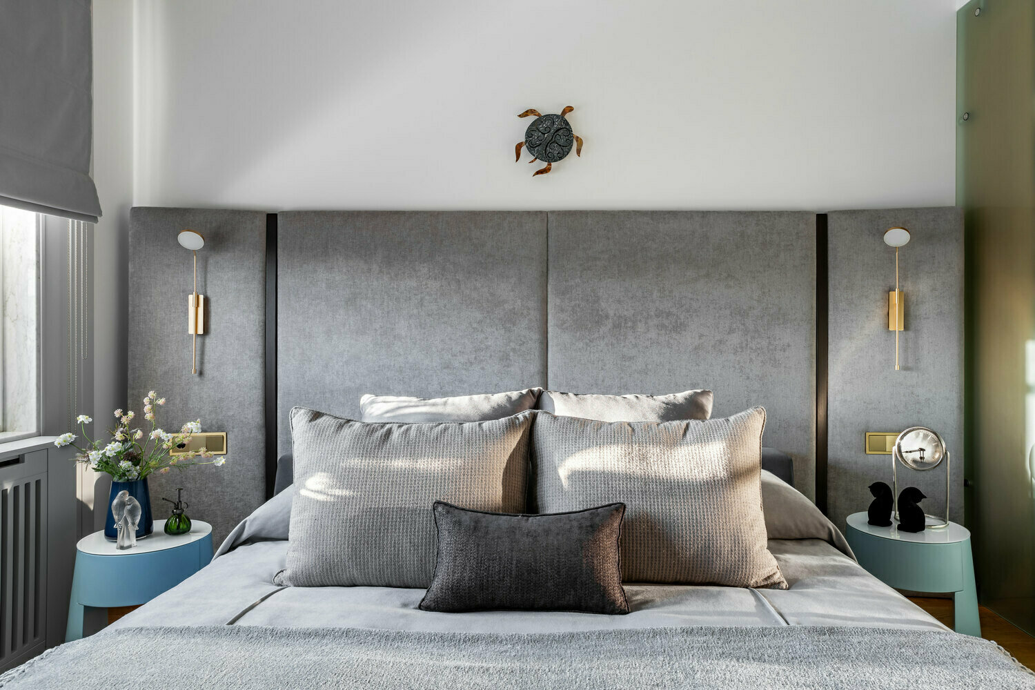 Фотография: Спальня в стиле Современный, Декор и DIY, Проект дня, Москва, Татьяна Иванова, 3 комнаты, 60-90 метров, Рождество, комфортный интерьер, декор новогодний – фото на INMYROOM