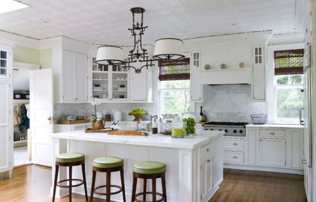 Фотография: Кухня и столовая в стиле , Интерьер комнат, Цвет в интерьере, Белый – фото на INMYROOM Фотография: Кухня и столовая в стиле , Интерьер комнат, Цвет в интерьере, Белый – фото на INMYROOM