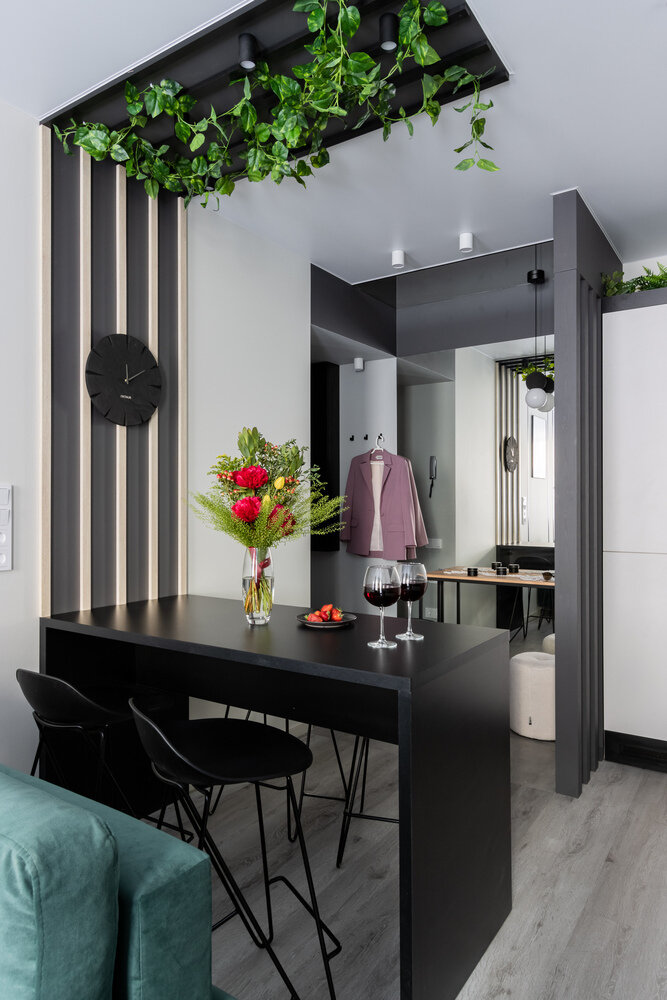 Фотография: Кухня и столовая в стиле Современный, Малогабаритная квартира, Квартира, Проект дня, Санкт-Петербург, Кирпичный дом, 2 комнаты, до 40 метров, Zoom Room – фото на INMYROOM Фотография: Кухня и столовая в стиле Современный, Малогабаритная квартира, Квартира, Проект дня, Санкт-Петербург, Кирпичный дом, 2 комнаты, до 40 метров, Zoom Room – фото на INMYROOM