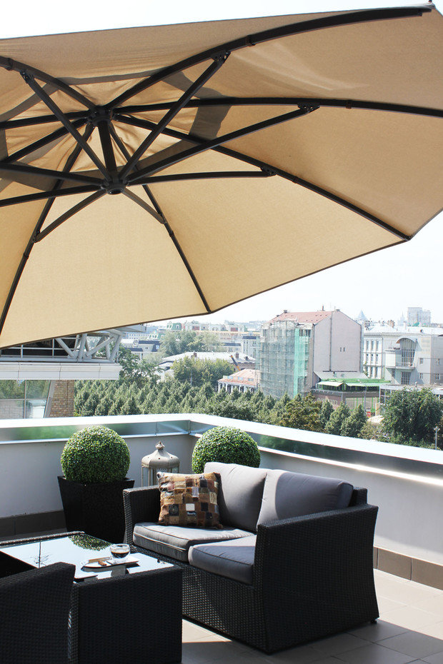 Фотография: Балкон, Терраса в стиле Современный, Декор интерьера, Офисное пространство, Дома и квартиры, Городские места, Проект недели – фото на INMYROOM