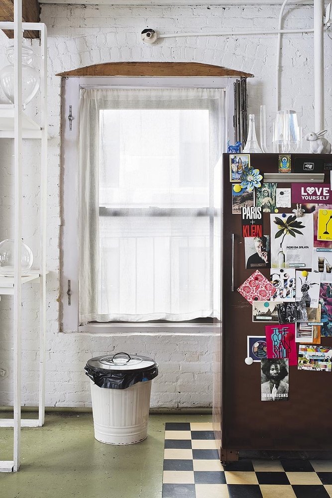 Фотография: Ванная в стиле Лофт, Эклектика, Декор интерьера, Квартира, Аксессуары, Мебель и свет – фото на INMYROOM Фотография: Ванная в стиле Лофт, Эклектика, Декор интерьера, Квартира, Аксессуары, Мебель и свет – фото на INMYROOM