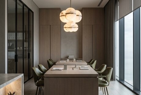 A quiet luxury office in Dubai