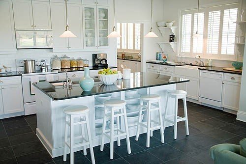 Фотография: Кухня и столовая в стиле Скандинавский, Декор и DIY, Мебель и свет – фото на INMYROOM