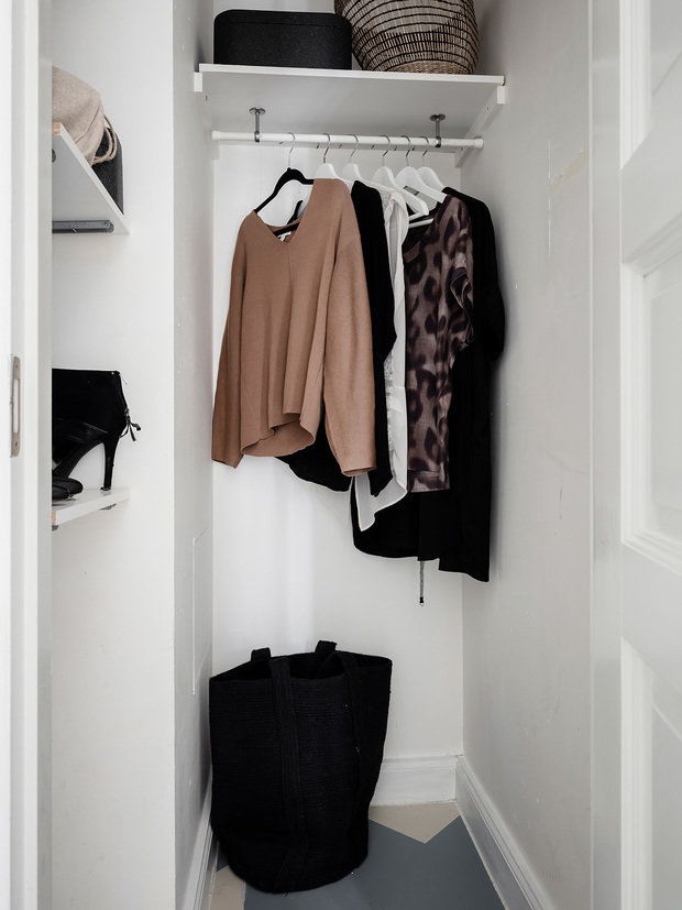 Фотография: Гардеробная в стиле Скандинавский, Прованс и Кантри, Декор интерьера, Белый, Зеленый, Эко, 2 комнаты – фото на INMYROOM