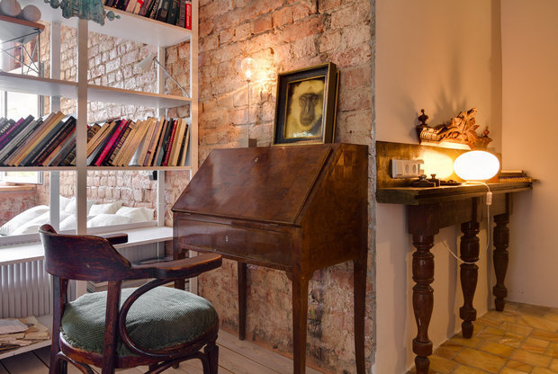 Фотография: Гостиная в стиле Лофт, Скандинавский, Современный, Эклектика, Квартира, Студия, Москва, Санкт-Петербург, Гид, Нижний Новгород, Сталинка, Кирпичный дом, Монолитный дом, 1 комната, 2 комнаты, 4 и больше, до 40 метров, 40-60 метров, 60-90 метров, Арсений Борисенко, Борис Денисюк, Ольга Сирук, Наташа Федосеева, Александр Арнгольдт, Максим Новиньков – фото на INMYROOM