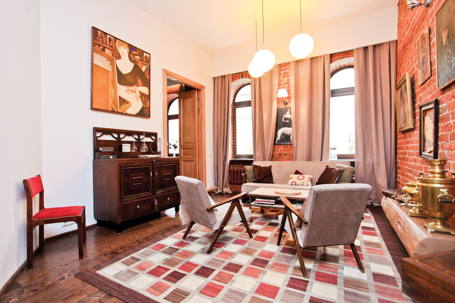 Фотография: Гостиная в стиле Лофт, Декор интерьера, Дом, Дома и квартиры, Стена – фото на INMYROOM