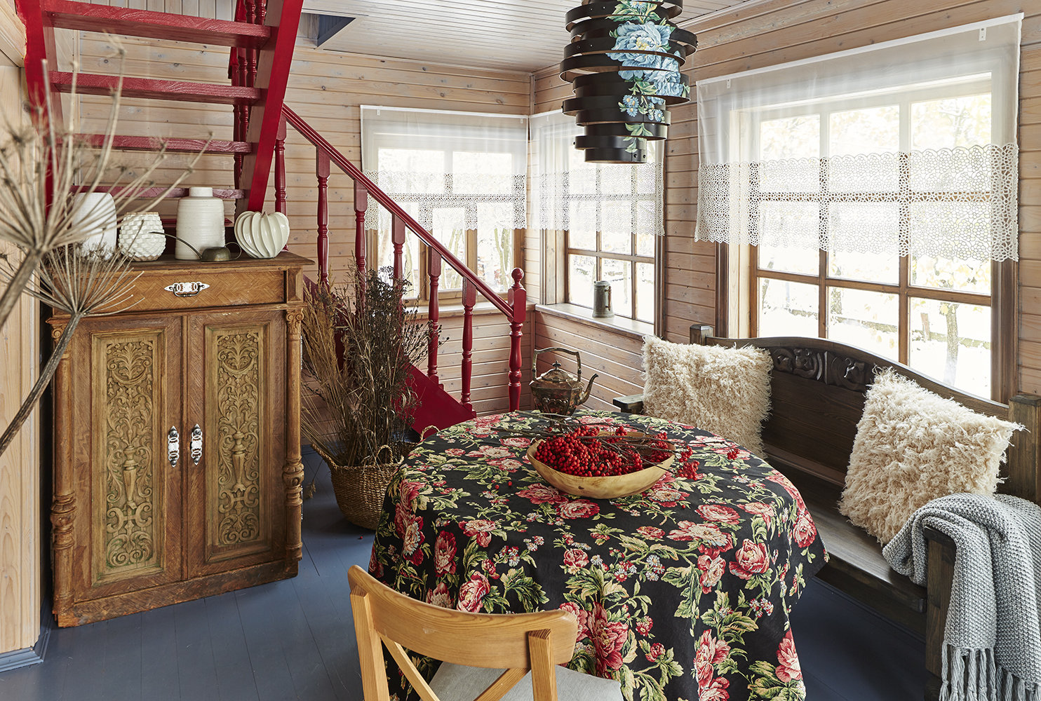 Фотография: Кухня и столовая в стиле Прованс и Кантри, Дом, Проект недели, Дача, Дом и дача, Калужская область, 4 и больше, Более 90 метров, Дина Косточкина, Нина Биркадзе – фото на INMYROOM