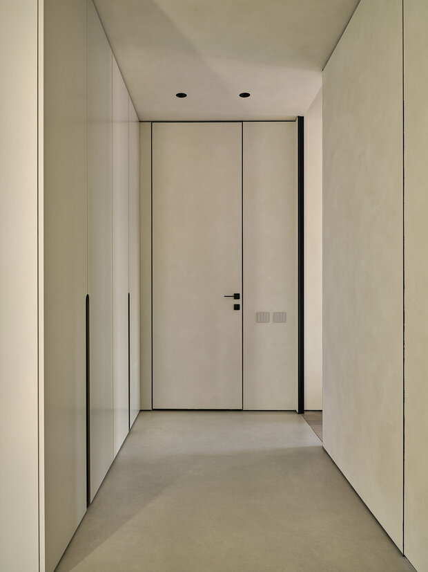 Фотография: Прихожая в стиле Современный, Квартира, Проект дня, Москва, Монолитный дом, 3 комнаты, 60-90 метров, ЖК «Зиларт», Виталия Мясников – фото на INMYROOM