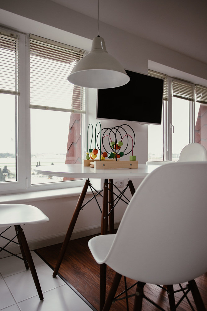 Фотография: Кухня и столовая в стиле Скандинавский, Квартира, Студия, Проект дня, Мансарда, Сочи, Кирпичный дом, Мария Панченко, 40-60 метров – фото на INMYROOM Фотография: Кухня и столовая в стиле Скандинавский, Квартира, Студия, Проект дня, Мансарда, Сочи, Кирпичный дом, Мария Панченко, 40-60 метров – фото на INMYROOM