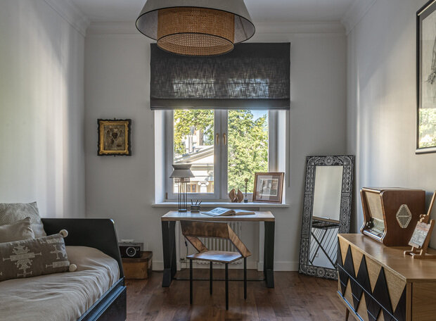 Фотография: Кабинет в стиле Скандинавский, Современный, Эклектика, Квартира, Проект дня, Москва, Сталинка, Кирпичный дом, 3 комнаты, 60-90 метров, эклектичный с элементами этники и современного дизайна, Екатерина Евтихиева – фото на INMYROOM