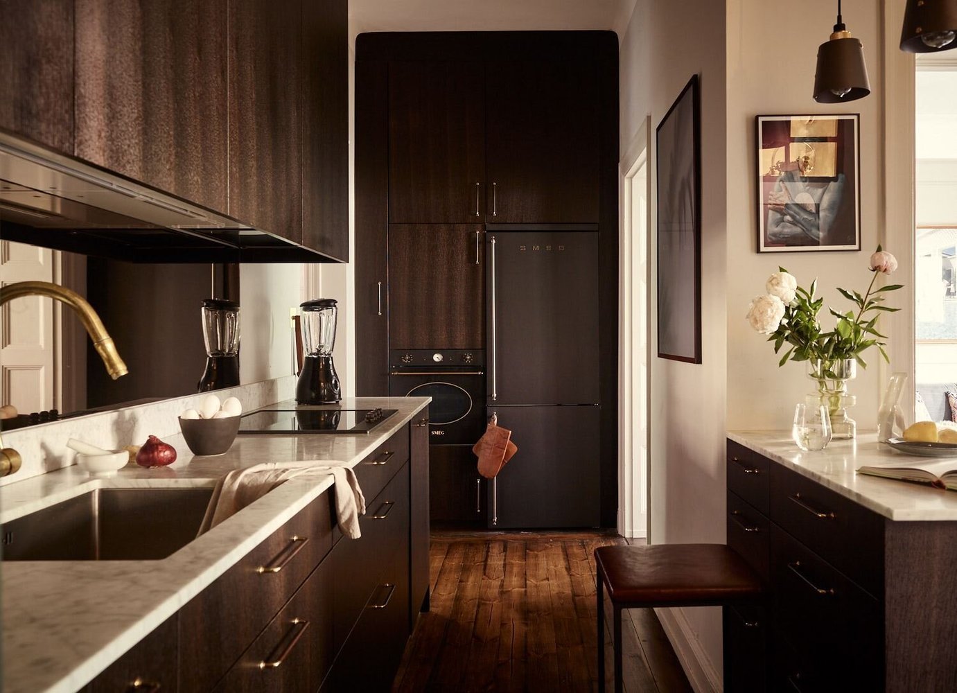 Фотография: Кухня и столовая в стиле Минимализм, Скандинавский, Современный, Декор интерьера, Квартира, Швеция, Зеленый, Бежевый, Коричневый, 4 и больше, Более 90 метров – фото на INMYROOM Фотография: Кухня и столовая в стиле Минимализм, Скандинавский, Современный, Декор интерьера, Квартира, Швеция, Зеленый, Бежевый, Коричневый, 4 и больше, Более 90 метров – фото на INMYROOM