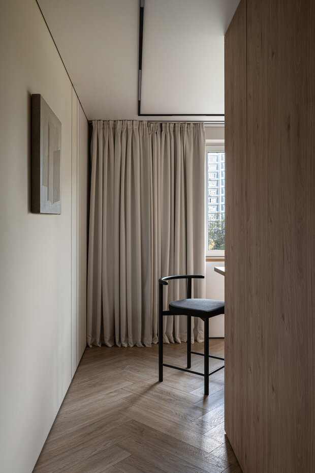 Фотография: Прихожая в стиле Современный, Минимализм, Малогабаритная квартира, Квартира, Проект дня, Москва, П-44, Панельный дом, 1 комната, до 40 метров, современный с элементами минимализма – фото на INMYROOM