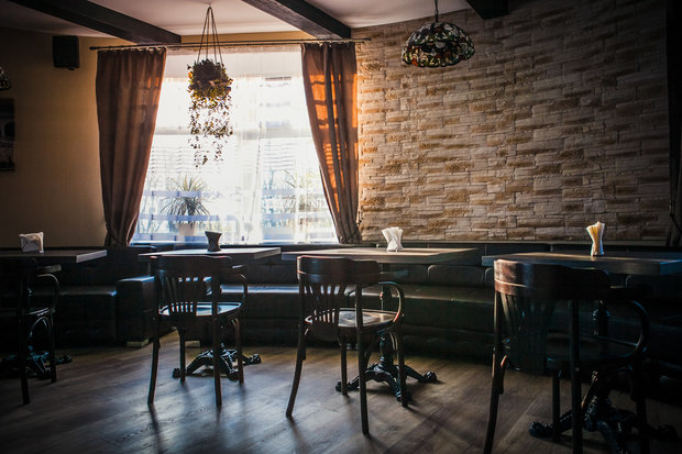 Фото из портфолио Кафе в г. Луга – фотографии дизайна интерьеров на INMYROOM