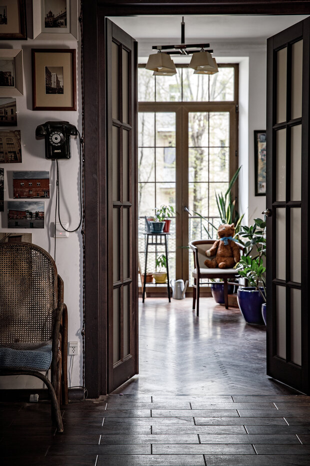 Фотография: Прихожая в стиле Эклектика, Квартира, Проект дня, Москва, Сталинка, Кирпичный дом, 3 комнаты, 60-90 метров, Винтажный – фото на INMYROOM