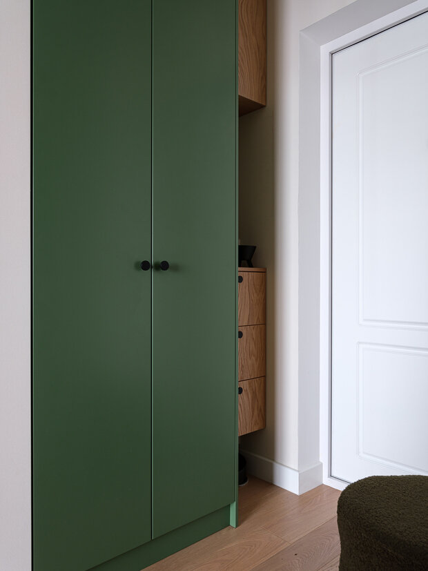 Фотография: Прихожая в стиле Современный, Малогабаритная квартира, Квартира, Проект дня, Москва, 2 комнаты, до 40 метров – фото на INMYROOM