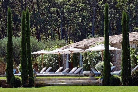 Фотография: Ландшафт в стиле Прованс и Кантри, Дом, Дома и квартиры, Прованс, Бассейн – фото на INMYROOM