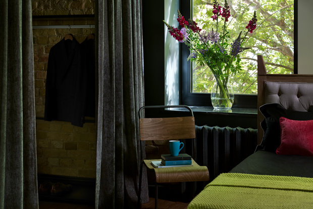 Фото из портфолио Мини-галерея в киевской квартире. – фотографии дизайна интерьеров на INMYROOM