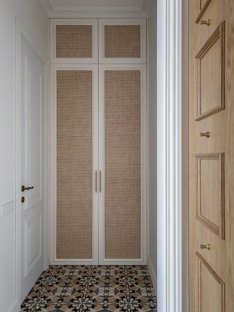 Фотография: Прихожая в стиле Современный, Винтажный, Квартира, Проект недели, Москва, Сталинка, 2 комнаты, 40-60 метров, Марина Трошина – фото на INMYROOM Фотография: Прихожая в стиле Современный, Винтажный, Квартира, Проект недели, Москва, Сталинка, 2 комнаты, 40-60 метров, Марина Трошина – фото на INMYROOM