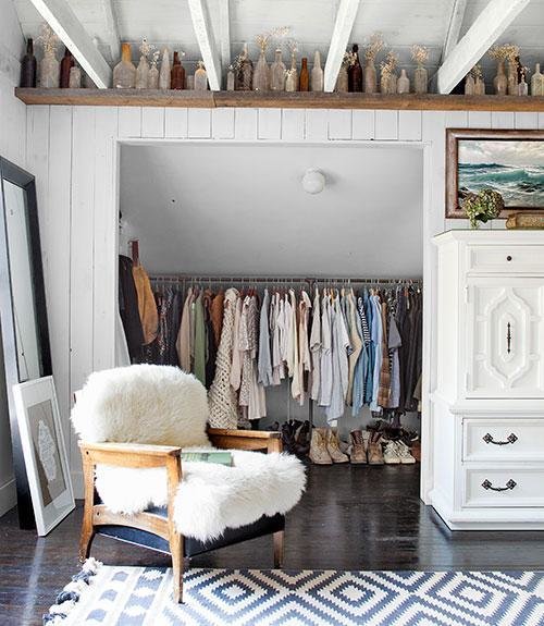 Фотография: Мебель и свет в стиле Скандинавский, Дом, Чердак, Мансарда – фото на INMYROOM