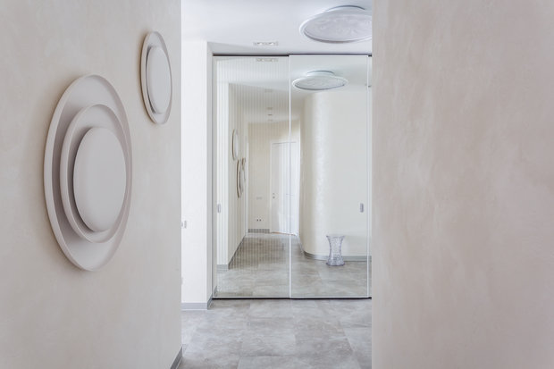 Фото из портфолио Фото прихожей реализованного проекта квартиры, расположенной в ЖК "Адмирал".  – фотографии дизайна интерьеров на INMYROOM