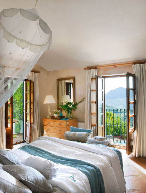 Фотография: Спальня в стиле Прованс и Кантри, Дом, Дома и квартиры, Средиземноморский – фото на INMYROOM