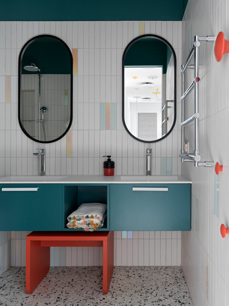 Фотография: Ванная в стиле Современный, Квартира, Проект недели, Москва, 4 и больше, Более 90 метров, ТУДА – фото на INMYROOM Фотография: Ванная в стиле Современный, Квартира, Проект недели, Москва, 4 и больше, Более 90 метров, ТУДА – фото на INMYROOM