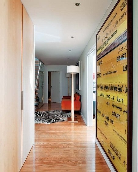 Фотография: Прихожая в стиле Лофт, Эклектика, Декор интерьера, Мебель и свет, Декор дома, Стол, Лампа, Лиссабон, Торшер – фото на INMYROOM