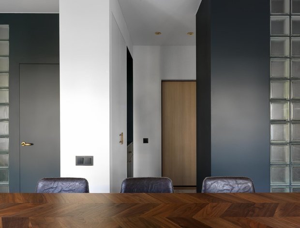 Фотография: Прихожая в стиле Современный, Малогабаритная квартира – фото на INMYROOM