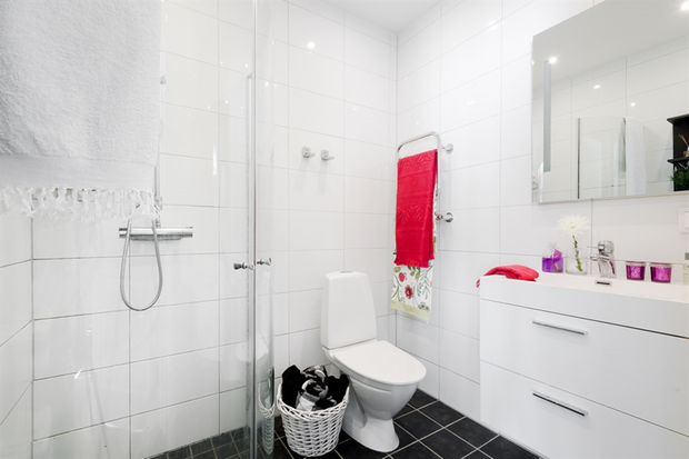 Фотография: Ванная в стиле Скандинавский, Малогабаритная квартира, Квартира, Дома и квартиры – фото на INMYROOM