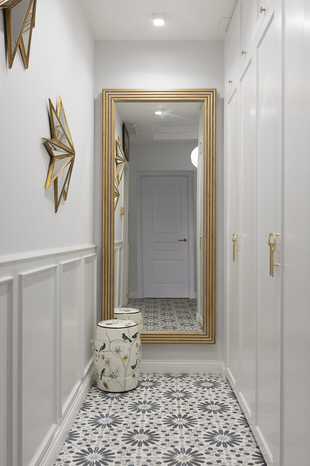 Фотография: Прихожая в стиле Классический, Восточный, Эклектика, Квартира, Проект дня, Москва, 3 комнаты, Более 90 метров, современные интерьеры – фото на INMYROOM