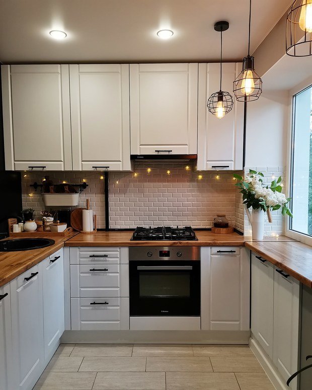 Фотография: Кухня и столовая в стиле Скандинавский, Ремонт на практике, интерьер хрущевке – фото на INMYROOM