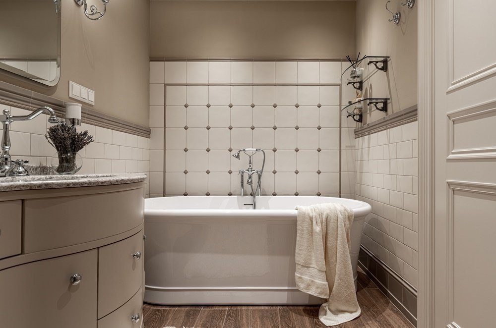 Фотография: в стиле , Ванная, Классический, Ретро, Ванна, Винтаж, Гид, Jacob Delafon, смеситель – фото на INMYROOM Фотография: в стиле , Ванная, Классический, Ретро, Ванна, Винтаж, Гид, Jacob Delafon, смеситель – фото на INMYROOM