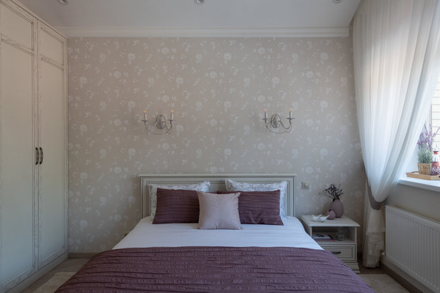 Фотография: Спальня в стиле Классический, Современный, Дом, Проект недели, Дом и дача, Новая Москва, 4 и больше, Более 90 метров, Ольга Иртуганова, Наталия Строителева – фото на INMYROOM