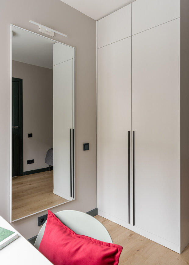 Фотография: Спальня в стиле Современный, Малогабаритная квартира, Квартира, Проект дня, Москва, Хрущевка, 1 комната, до 40 метров, скандинавский с элементами минимализма, Лидия Непреенко – фото на INMYROOM