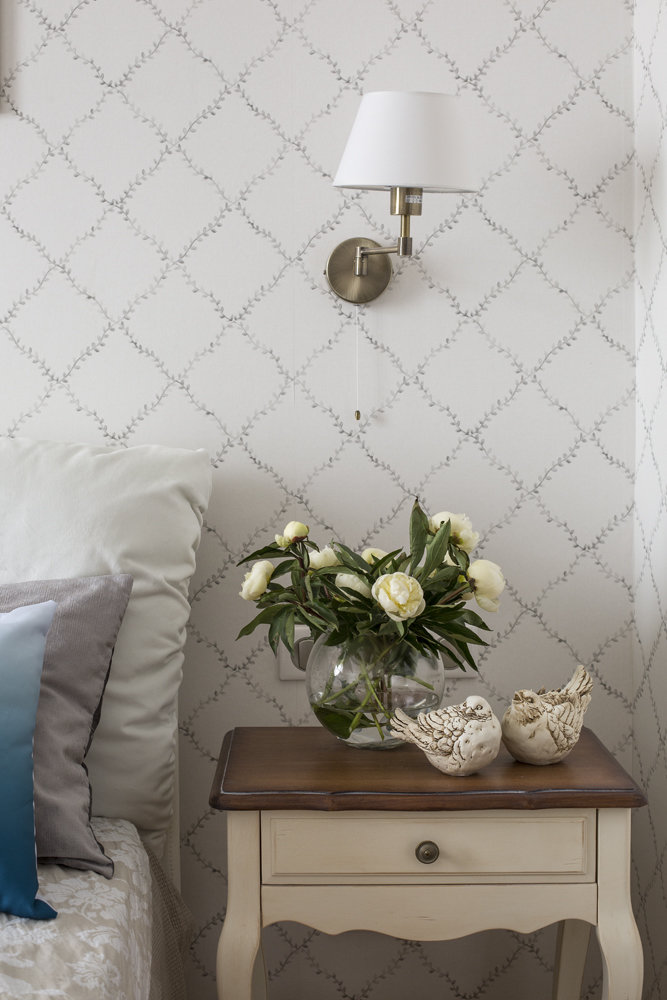 Фотография: Спальня в стиле Прованс и Кантри, Квартира, Проект недели, Евгений Кулибаба, Эльвира Станкевич, Сталинка, трешка, 3 комнаты, 60-90 метров – фото на INMYROOM