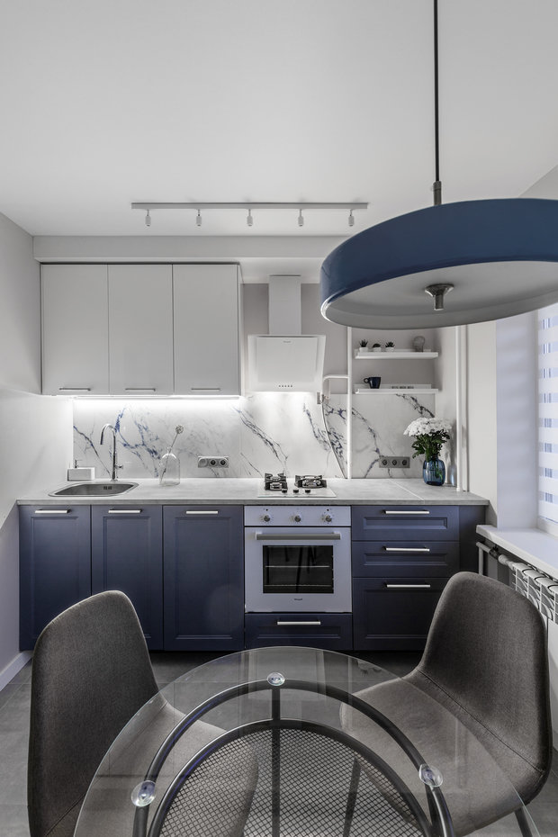 Фотография: Кухня и столовая в стиле Современный, Минимализм, Квартира, Проект недели, Подольск, 1 комната, до 40 метров, Мария Соколова – фото на INMYROOM