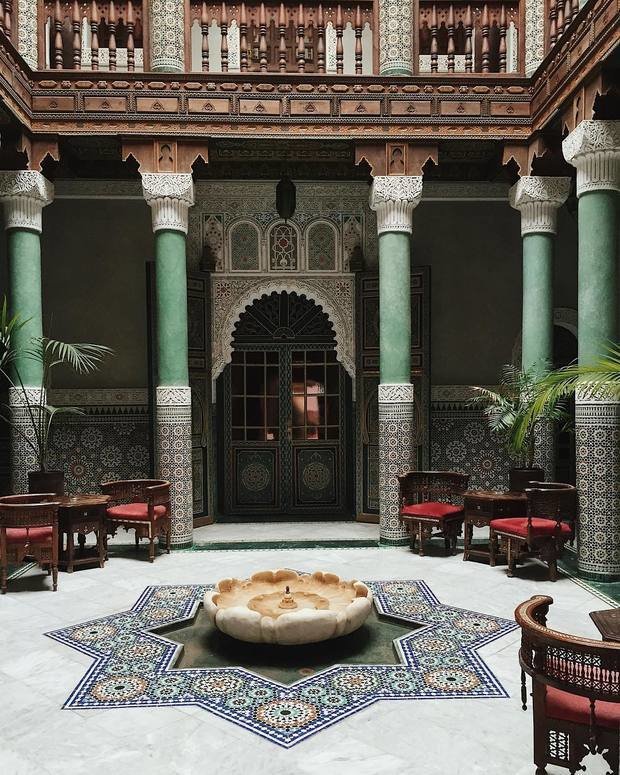 Фотография: Гостиная в стиле Восточный, Надя Зотова, Ольга Косырева, Гид, Анна Муравина, студия Enjoy Home, "Дизайн-лекторий" – фото на INMYROOM