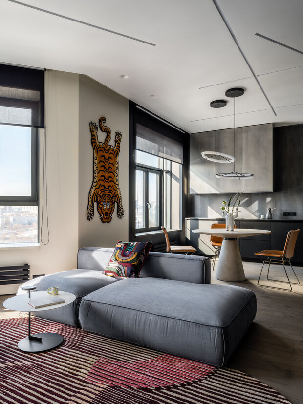 Фотография: Гостиная в стиле Лофт, Современный, Минимализм, Квартира, Проект дня, Монолитный дом, 2 комнаты, 60-90 метров, ЖК «Spires», Карен Карапетян, Анна Прохорова – фото на INMYROOM