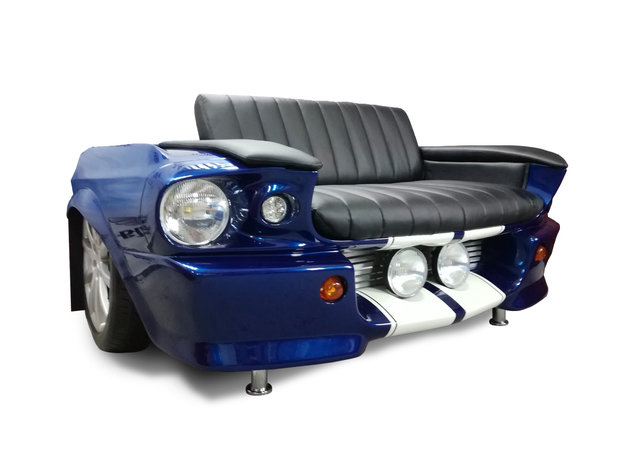Фото из портфолио Диван из Ford Mustang – фотографии дизайна интерьеров на INMYROOM