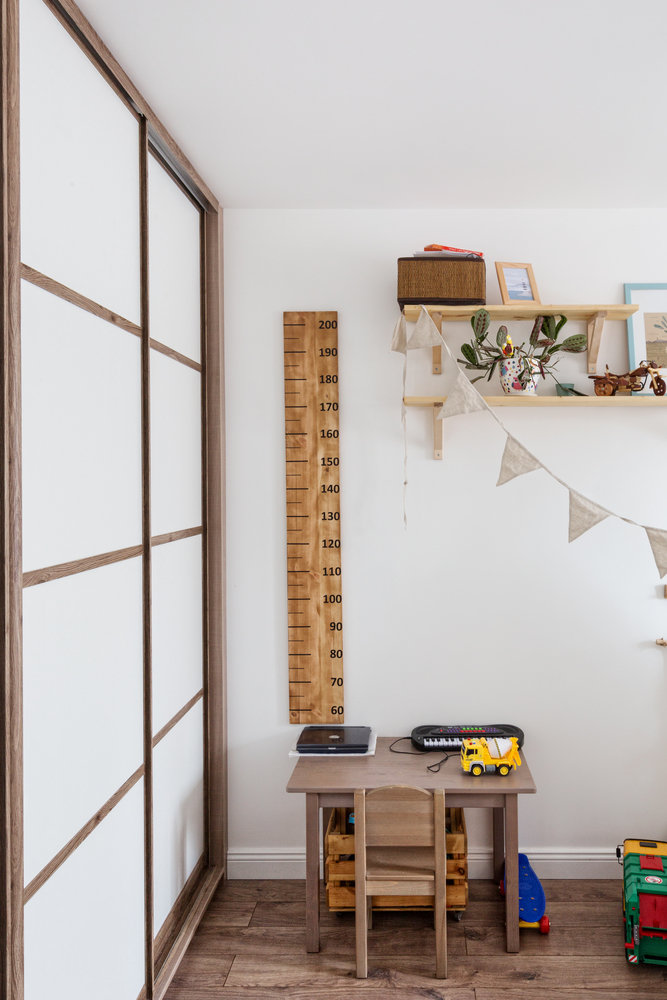 Фотография: Детская в стиле Скандинавский, Современный, Квартира, Белый, Проект дня, Зеленый, Желтый, Серый, Герой InMyRoom, Хрущевка, 2 комнаты, 40-60 метров, 1-515/9м, Екатерина Вокина, Ольга Казанцева – фото на INMYROOM Фотография: Детская в стиле Скандинавский, Современный, Квартира, Белый, Проект дня, Зеленый, Желтый, Серый, Герой InMyRoom, Хрущевка, 2 комнаты, 40-60 метров, 1-515/9м, Екатерина Вокина, Ольга Казанцева – фото на INMYROOM